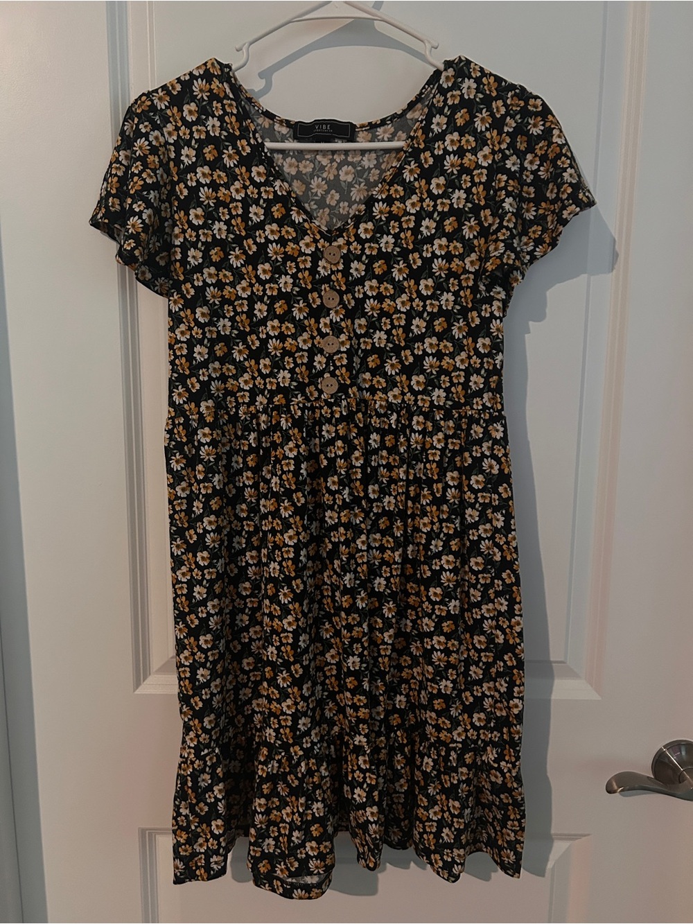 Black Floral Button-Front Short Sleeve Dress